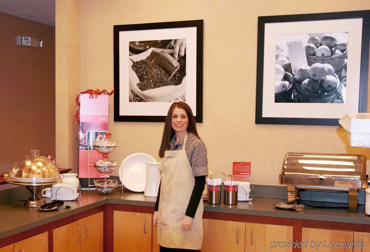 Hampton Inn Cleveland-Downtown Nhà hàng bức ảnh